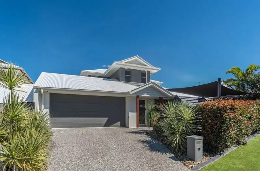 Ormeau 4房  Beautiful Two-Storey, Low-Maintenance Home in Peaceful Natural Surroundings
