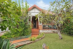 54 Fairview Street, Arncliffe