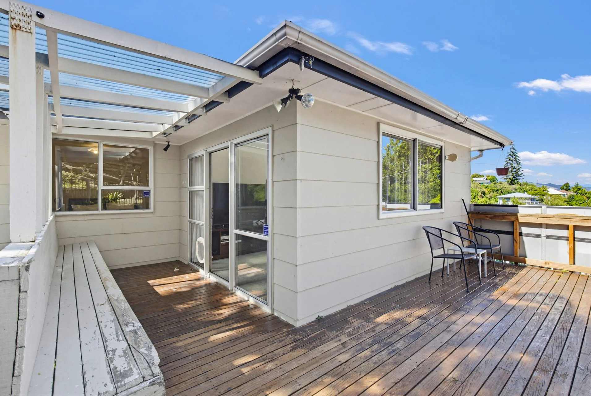 Tahunanui 3房  Affordable living on 1108m2