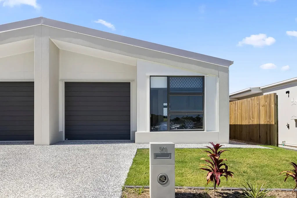 1/5 Kestrel Road, Park Ridge, QLD 4125