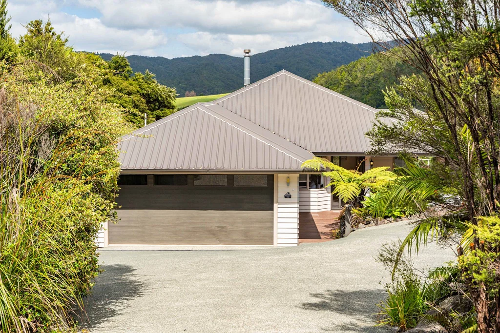 Mangawhai 4 Slaapkamer Space, Views and Tranquillity in Rural Mangawhai