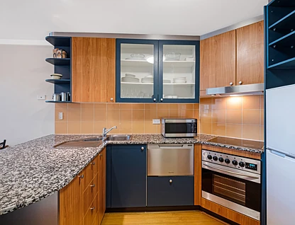 10/18 Captain Cook Crescent, Griffith, Inner South, 1房, 1浴, Apartment