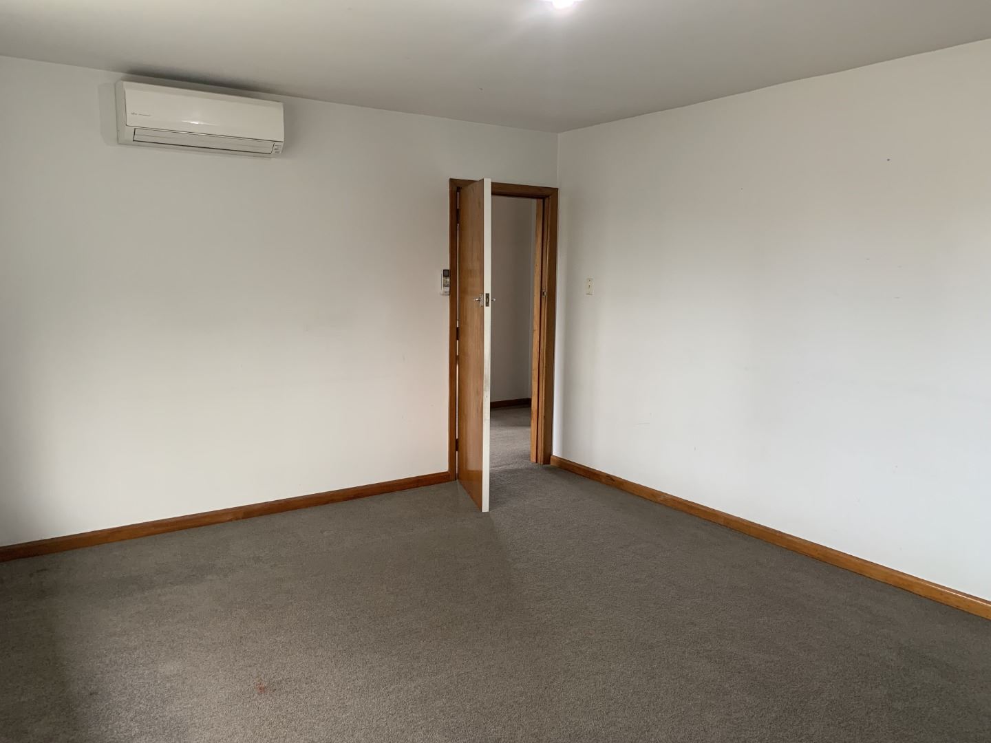 1/105 Memorial Avenue, Burnside, Christchurch, 5 chambres, 0 salles de bain