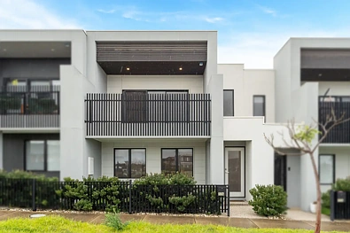 Kalkallo 3Habitaciones Parkside Living with Modern Comfort & Exceptional Low-Maintenance Appeal