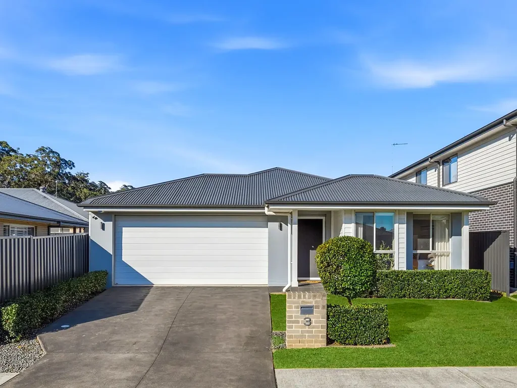 3 Oilseed Way, Spring Farm, NSW 2570