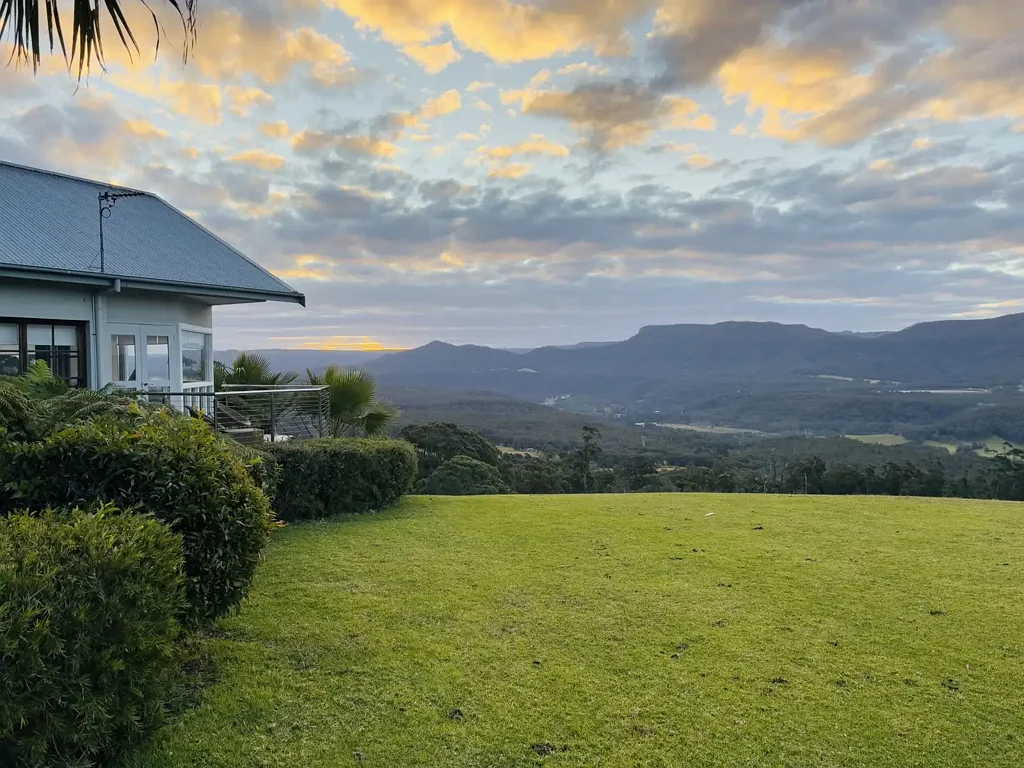 Kangaroo Valley 2-bedroom house situated on 70 stunning acres