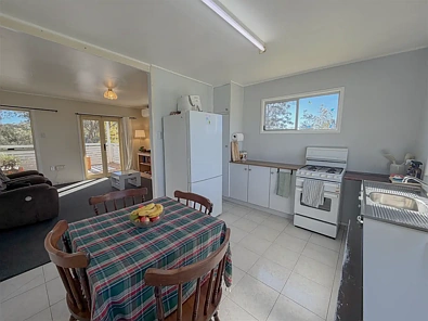 36 Tracey Lane, Thulimbah, QLD 4376, 3 slaapkamers, 1 badkamers, House