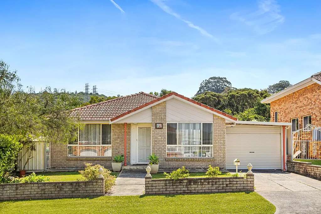 8 Semaphore Road, Berkeley, NSW 2506