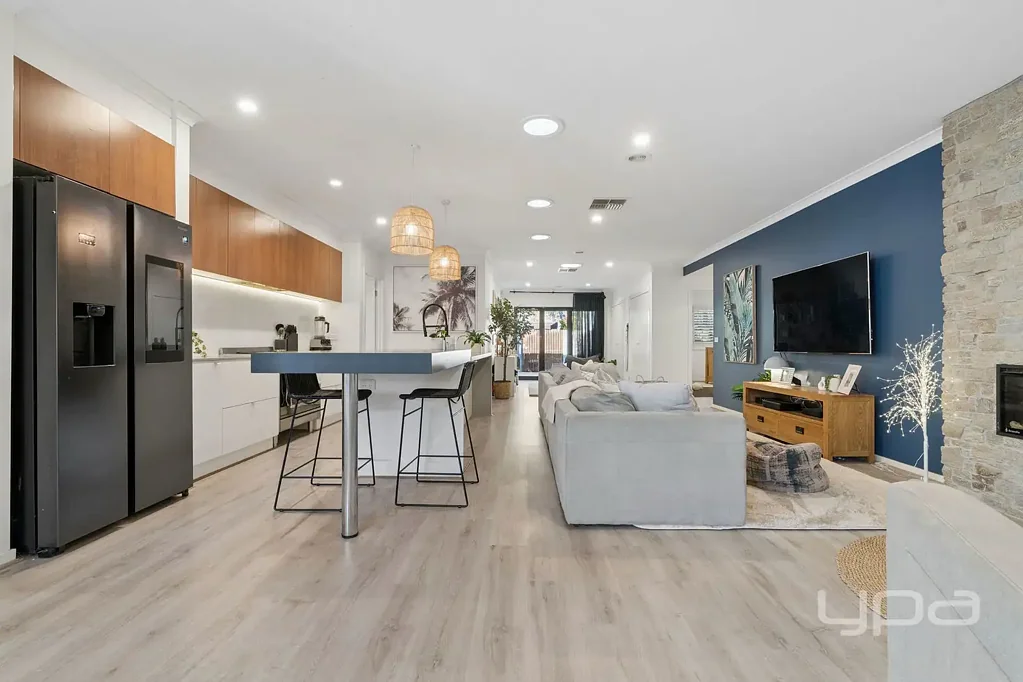 Tootgarook 4房 现代家庭生活，尊享高级配置与节能升级 Modern Family Living with Premium Inclusions & Energy Efficient Upgrades