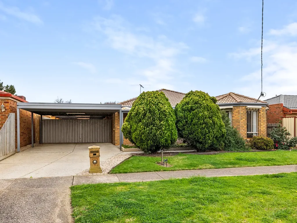 Werribee 3कमरा Imagine Spacious Family Living in a Sought-After Werribee Location