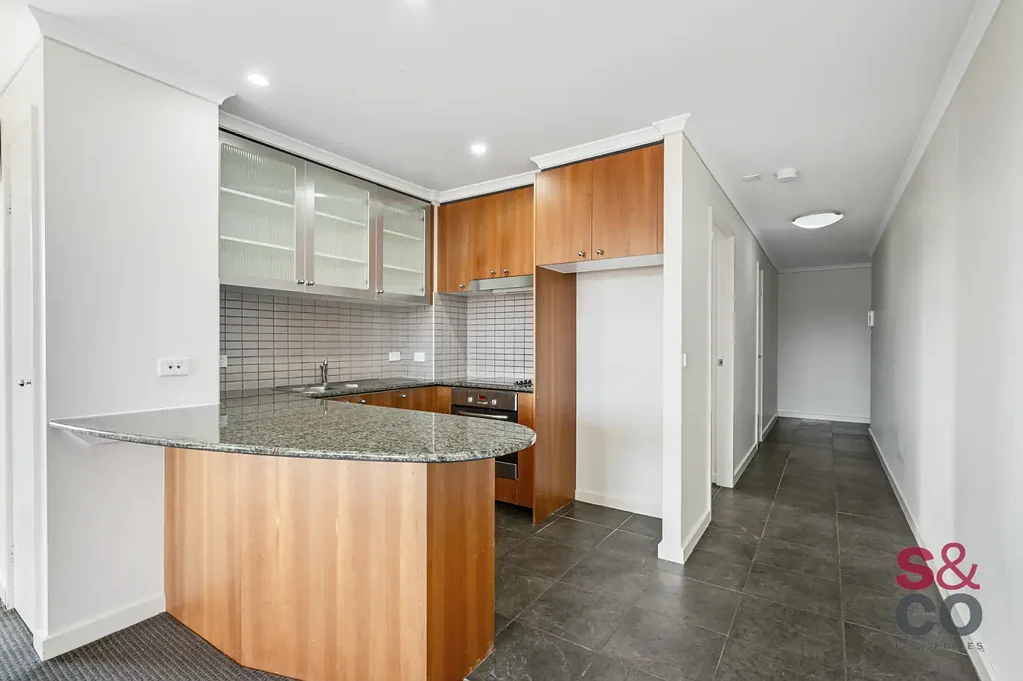 Bright One-Bedroom Apartment in Prime Braddon Location!!!