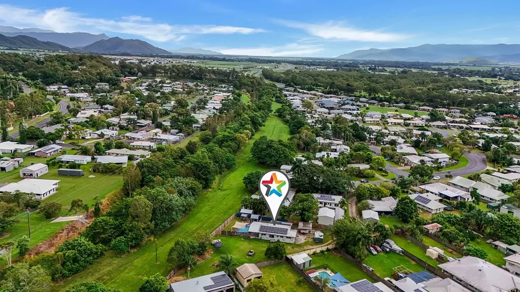 Gordonvale 4ห้องนอน Space to Expand, Style to Impress – Poolside Privacy with Room to Dream