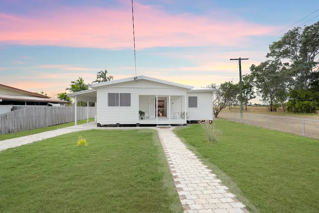 Garbutt 3ਬੈੱਡਰੂਮ COTTAGE CHARM ON A GENEROUS BLOCK MINUTES FROM TOWNSVILLE CITY