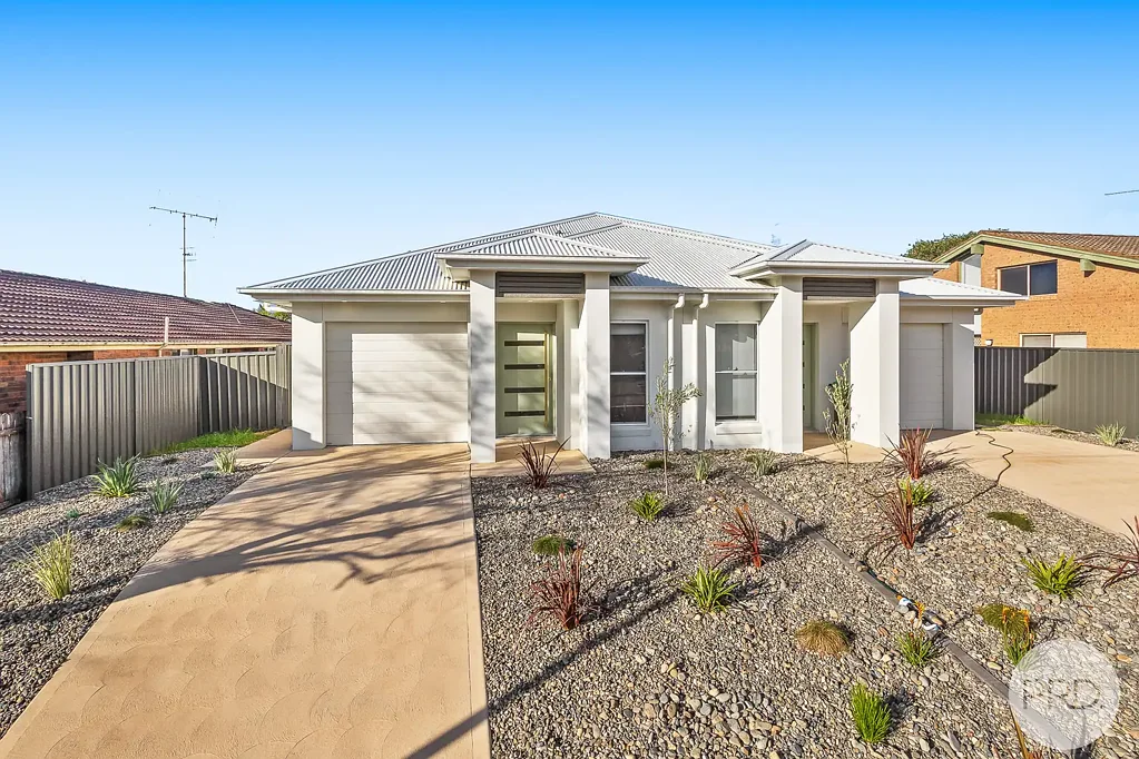 Salamander Bay 3Zimmer Modern Duplexes With Low Maintenance Appeal - Buy 1 or Buy Both!