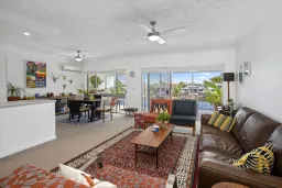 8/29 Hooker Boulevard, Broadbeach Waters