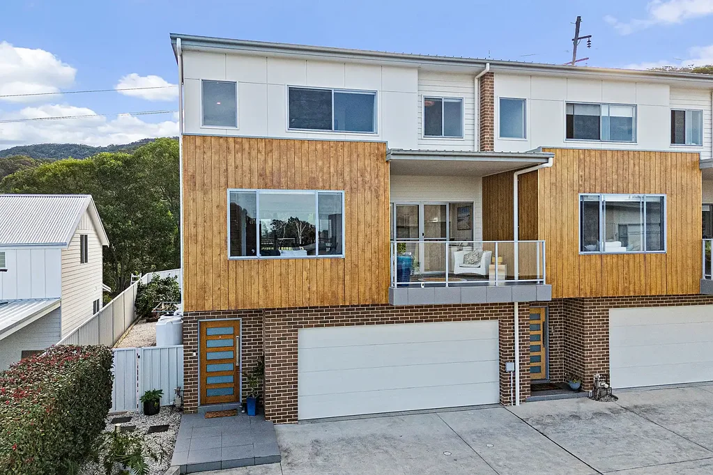 Tarrawanna 3Zimmer Idyllic Contemporary Oasis with Escarpment Views