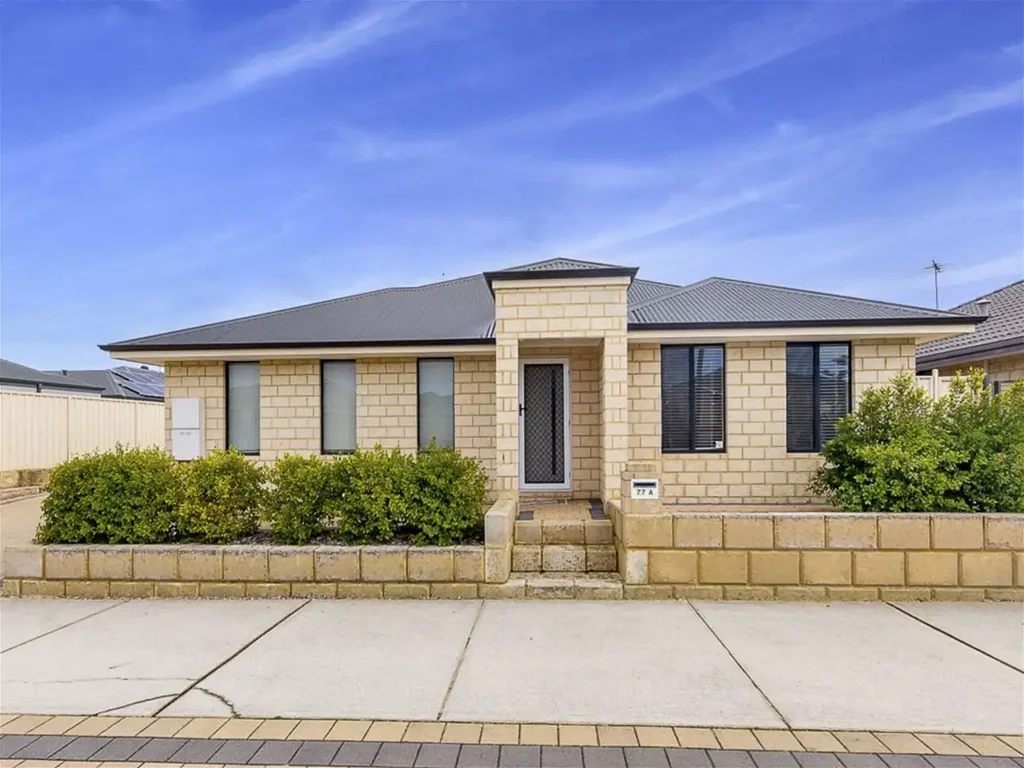 Ridgewood 3房  IMMACULATE HOME IN A CONVENIENT LOCATION