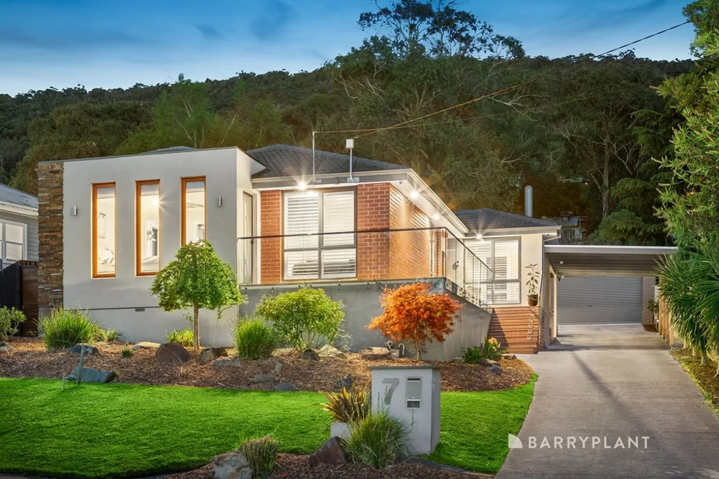 7 Barton Avenue, Ferntree Gully, VIC 3156
