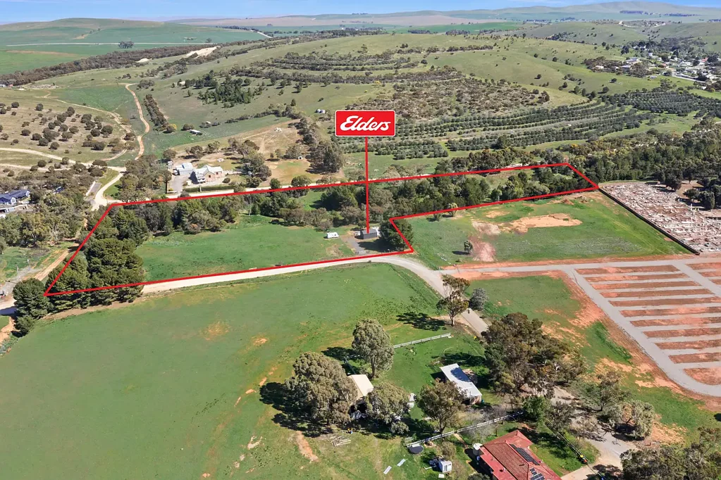 Burra Approx 7.3 Acres of Opportunity – Two Titles, One Exceptional Lifestyle