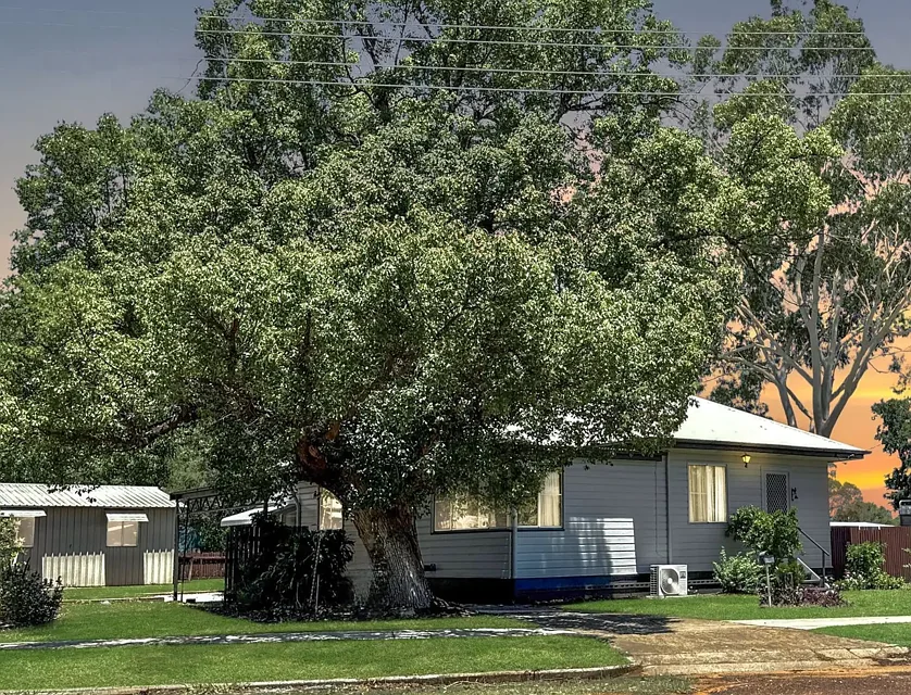 21 Tara Road, Chinchilla, QLD 4413, 4房, 1浴, House