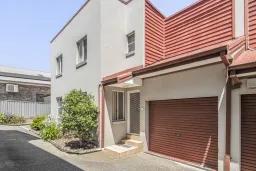 6/2-4 Kent Road, Dapto