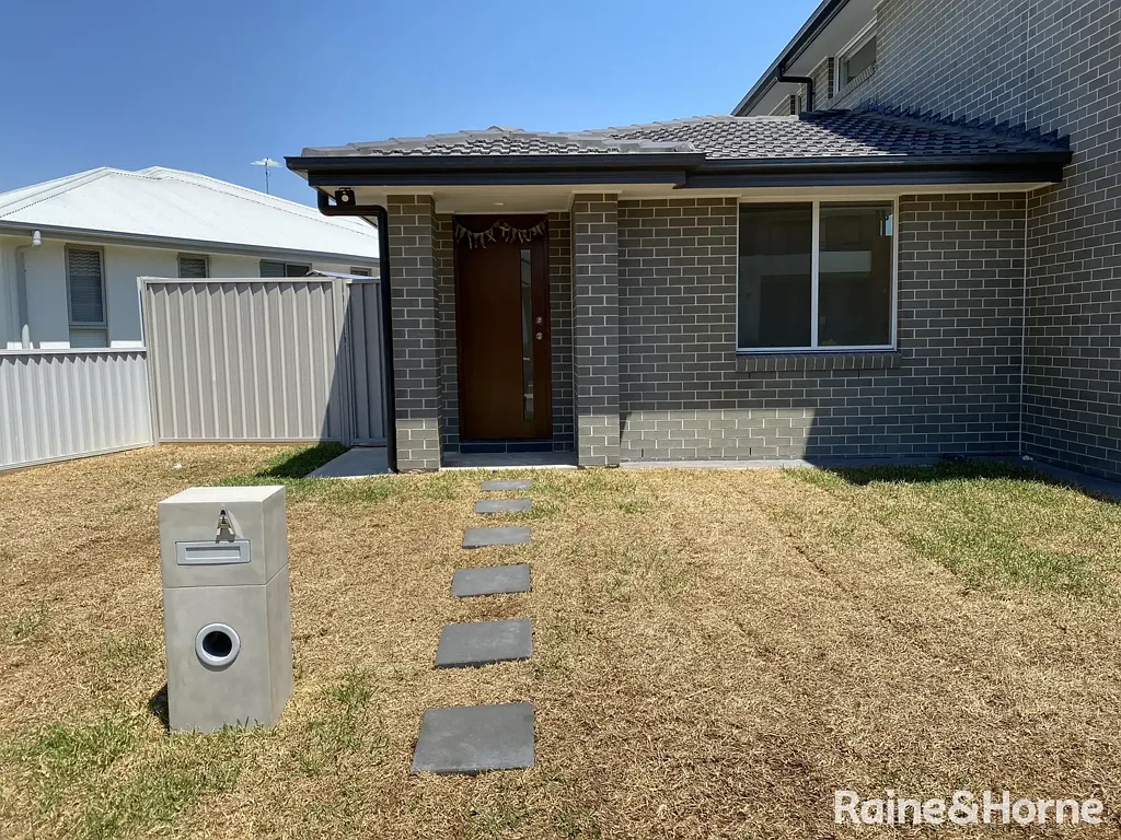 Modern Living in a Prime Edmondson Park Location