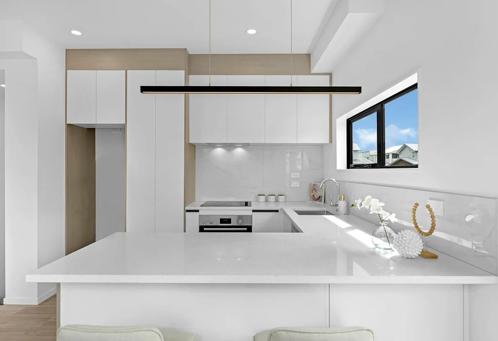 3 Bedroom, 2 Bathroom new build in Henderson