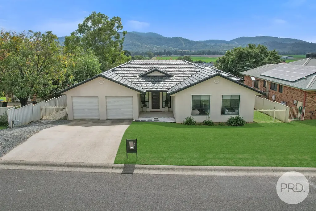 Tamworth 4Moenga Picture perfect home in outstanding location!
