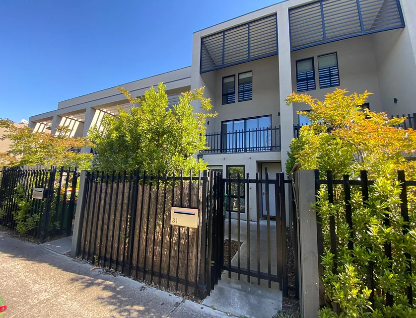 31 Ulmara Parkway, Maidstone, Western Melbourne, 3 Kuwarto, 2 Banyo, Townhouse