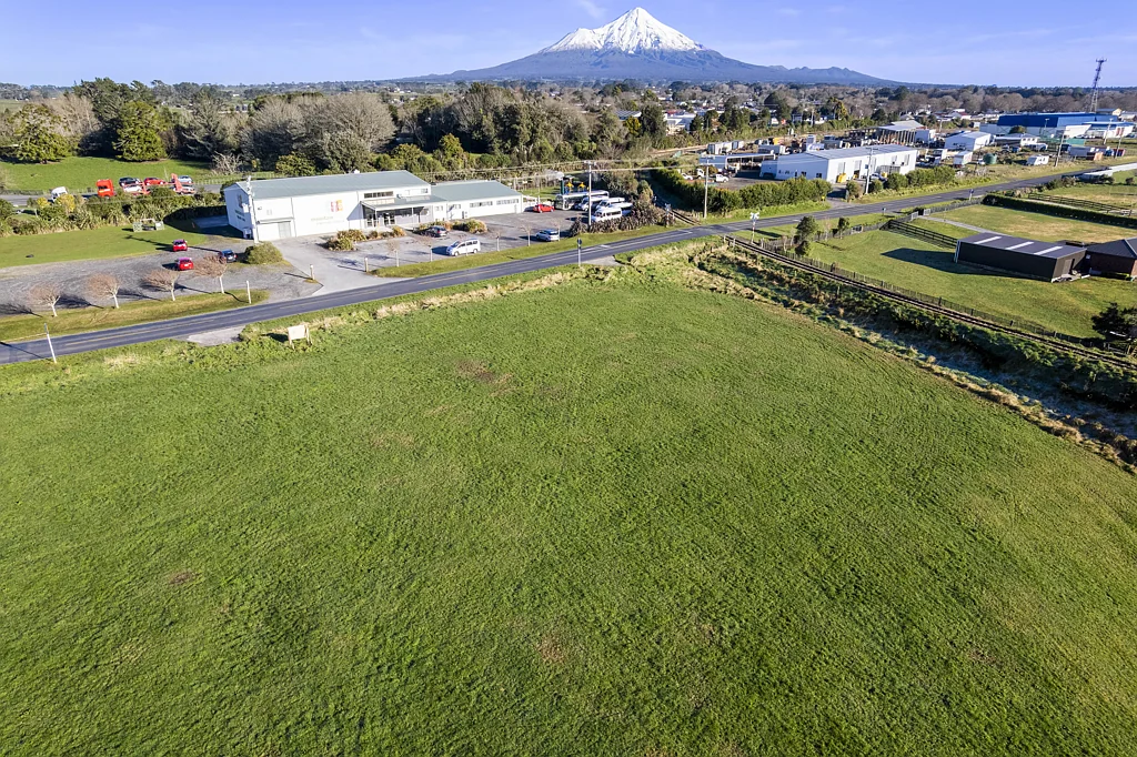 Stratford 2,069 m2 of potential