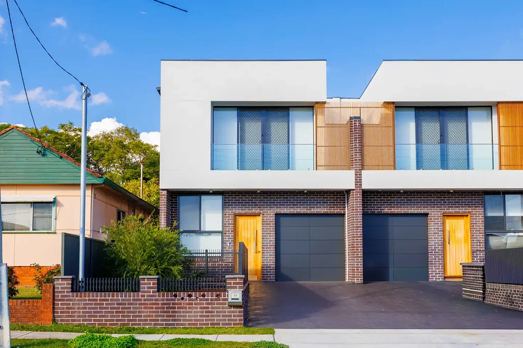 Spacious & Stylish 5 Bedroom Home in Prime Location