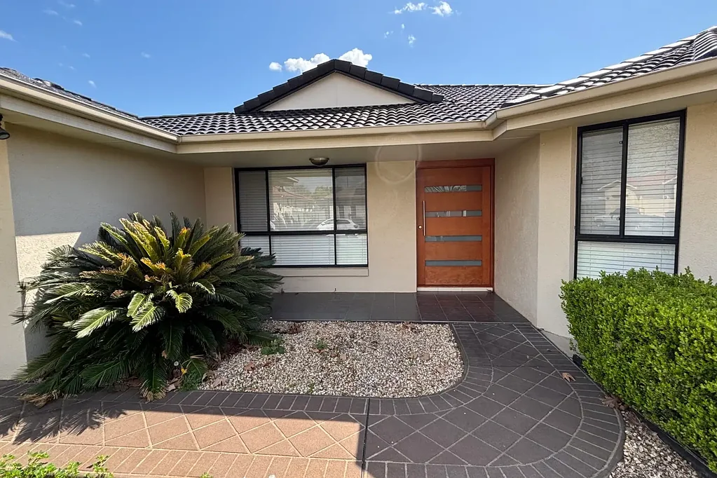 Spacious 4 Bedroom Home - Hillvue