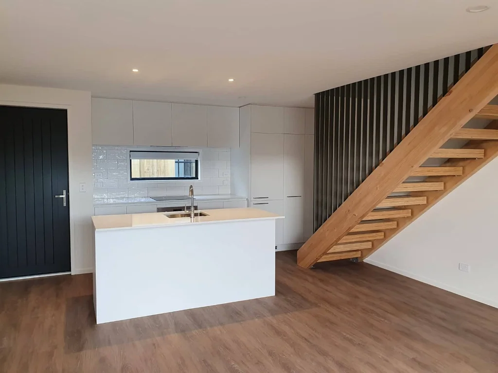 Sunny Richmond Townhouse - Easy Care!