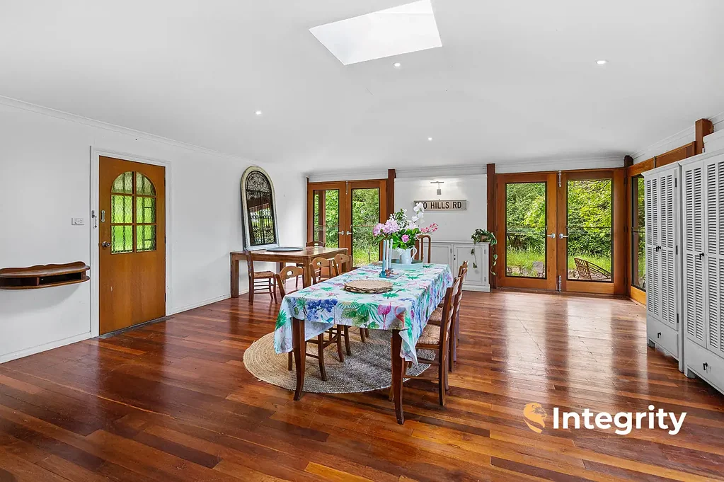 Glenburn 4ห้องนอน Unlock the Potential. 51 Acres, 3 Creeks & Character Homestead
