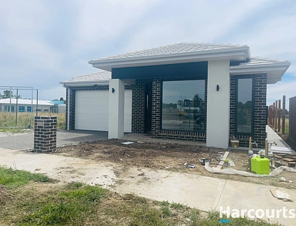 15 Vanguard Avenue, Cranbourne West, South East Melbourne, 4 chambres, 2 salles de bain, House
