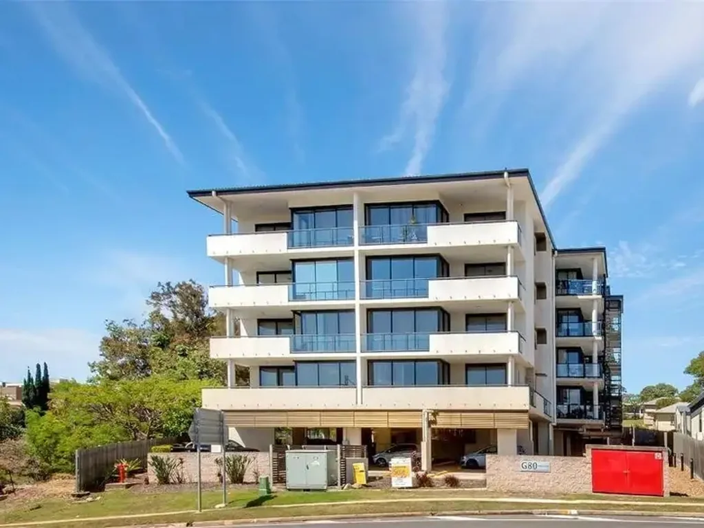 AFFORDABLE FULLY SELF CONTAINED INNER CITY APARTMENT