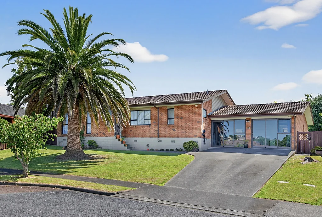 46 Channing Crescent, Botany Downs, Manukau City, Auckland