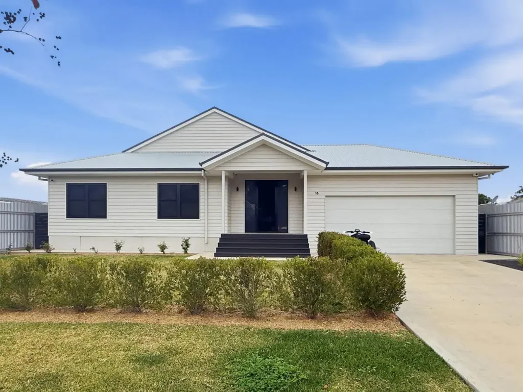 Moree 4部屋 LUXURY LIVING IN THE HEART OF MOREE