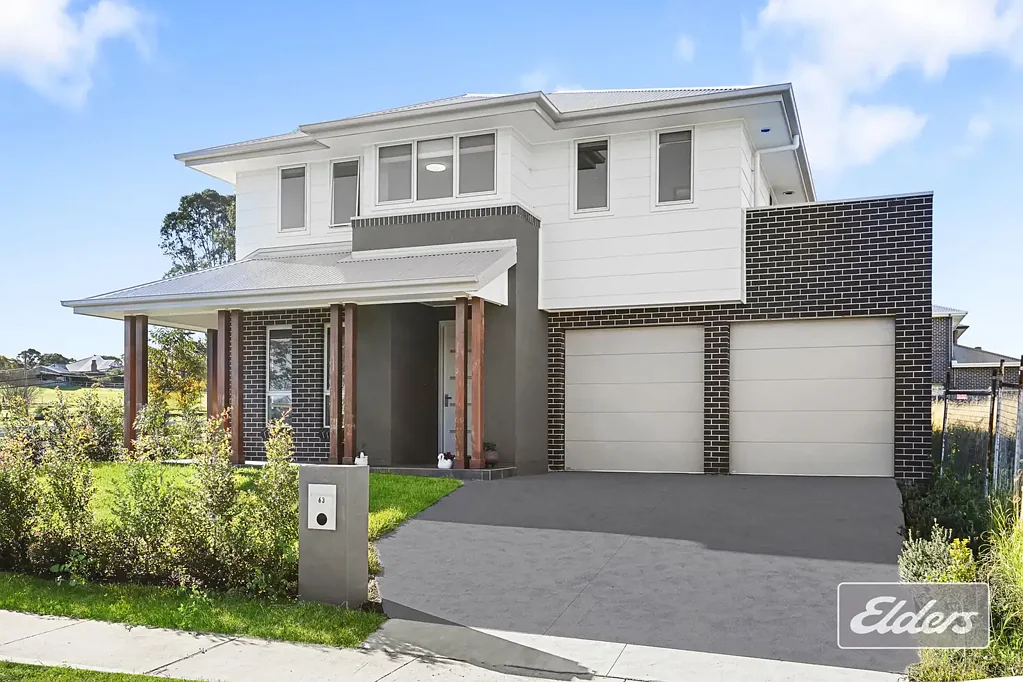 Box Hill 4 Bedroom Spacious Double Storey for Growing Families.