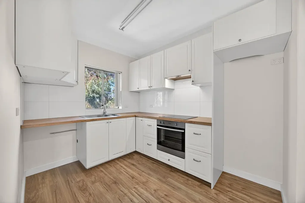 Glendalough 3Zimmer Modern Renovated Apartment Living in the Heart of Glendalough
