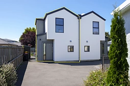 17A Cross Street, Phillipstown