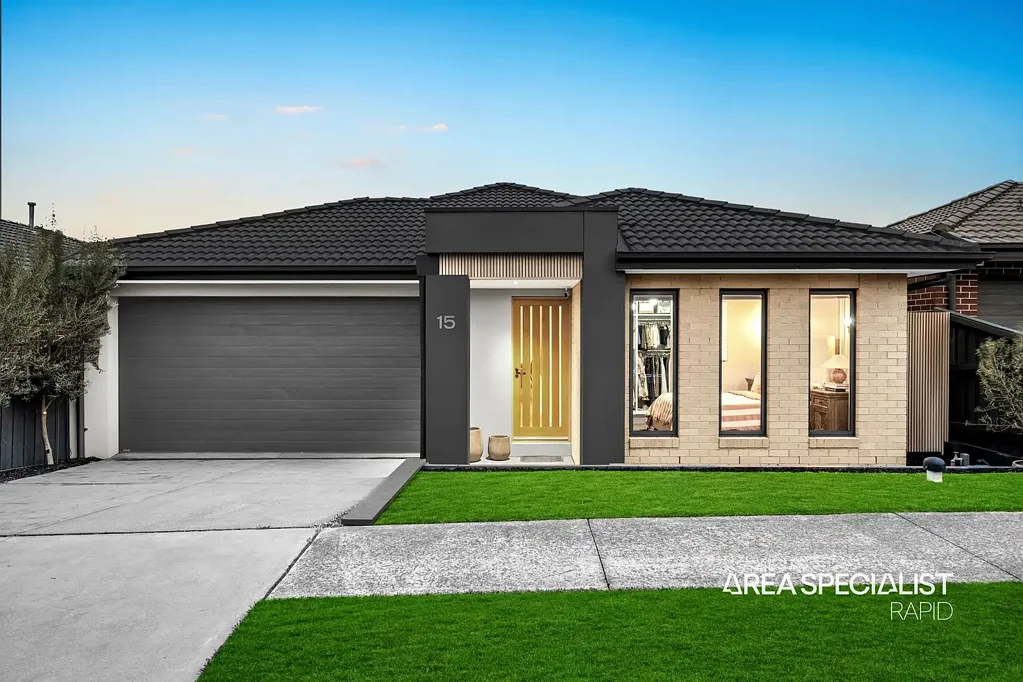 Hampton Park 3 Bedroom The Brief: Refined living with timeless style!