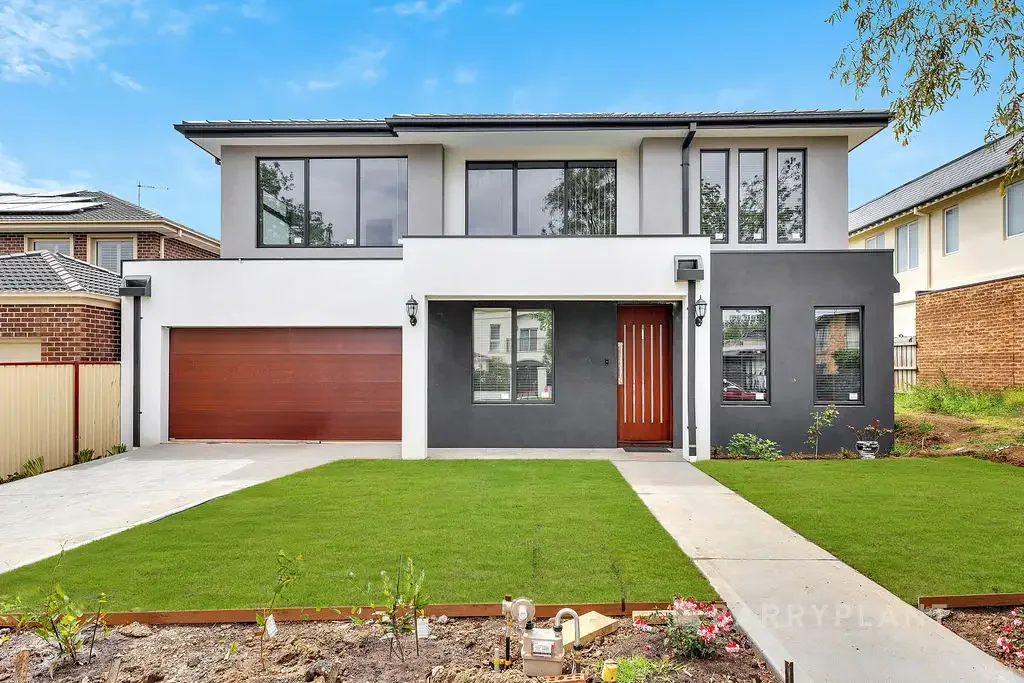Stunning Family Townhouse in Glen Waverley Secondary Zone (STSA)