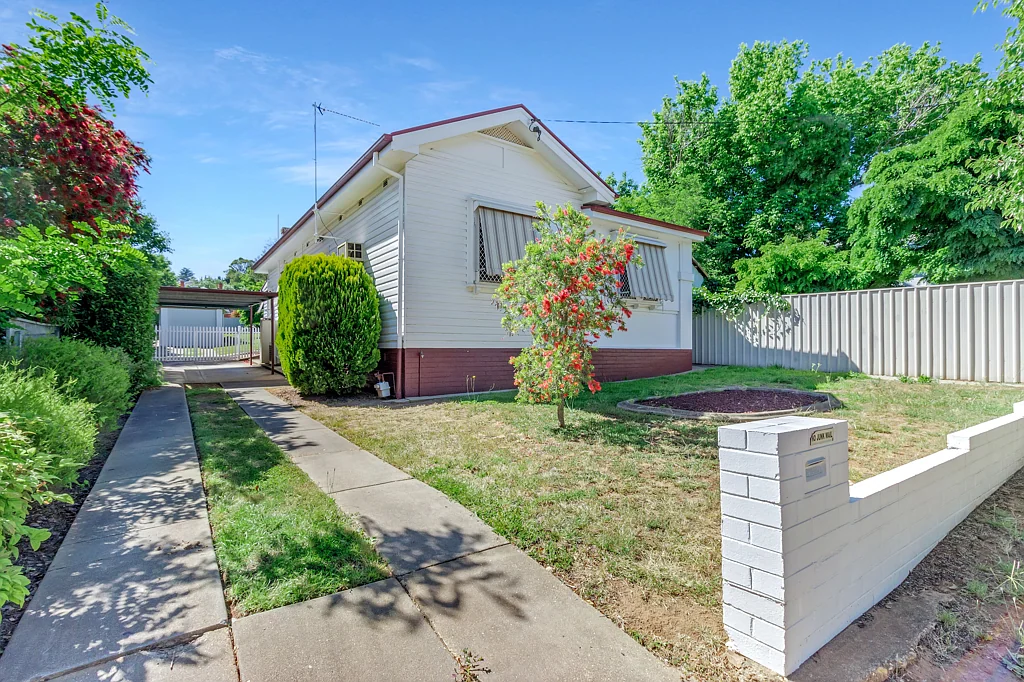 11 Richard Street, Wagga Wagga, NSW 2650