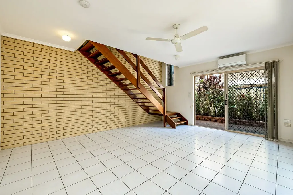 12/5 GRANTALA ST, Manoora, QLD 4870