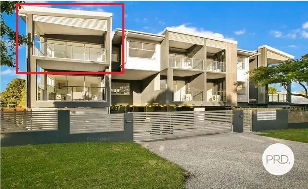 Private, Top Floor Unit - Stylish, Modern and ready to Move  In!