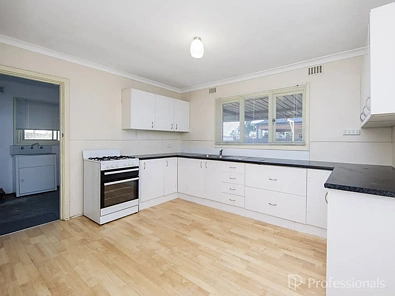 72 Callison Way, Koondoola, WA 6064, 3 slaapkamers, 1 badkamers, House
