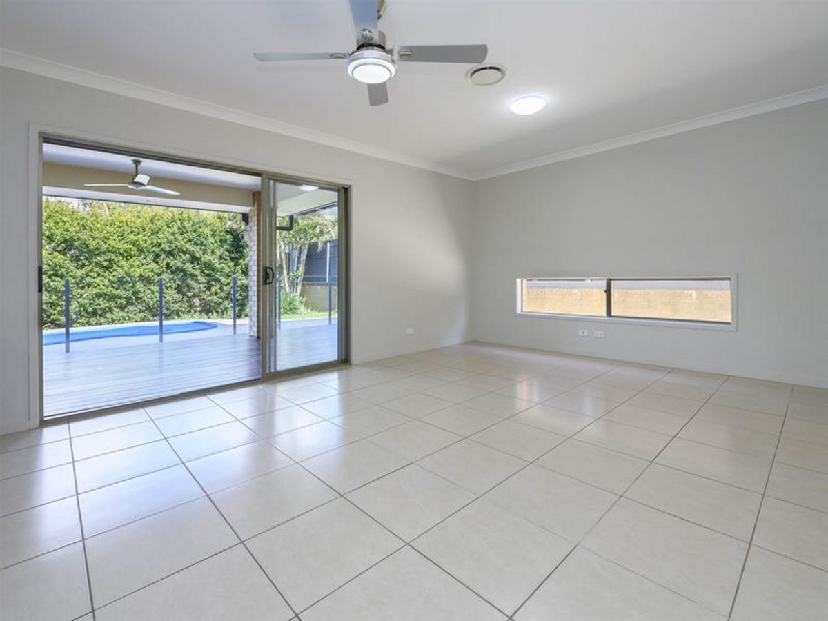 27 HUME CCT, WARNER QLD 4500, 0 Kuwarto, 0 Banyo, House