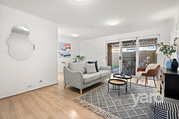 4/161 Stock Road, Attadale