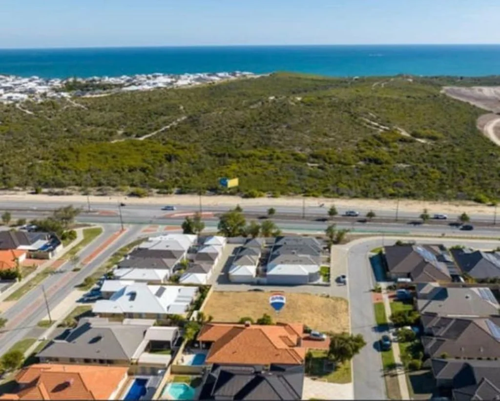 29 BARMOUTH LOOP, Butler, WA 6036